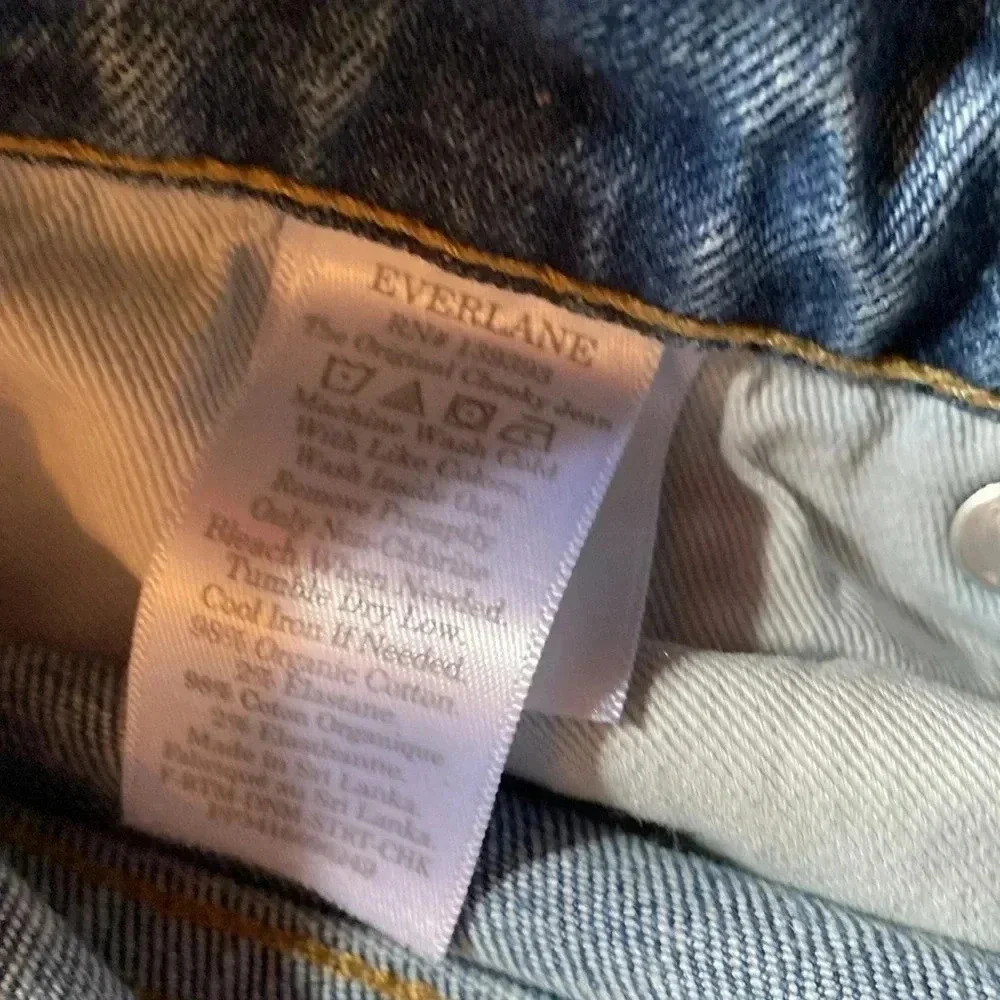 Everlane - the original cheeky jean - size 26R - great condition - light wash - Picture 6 of 7